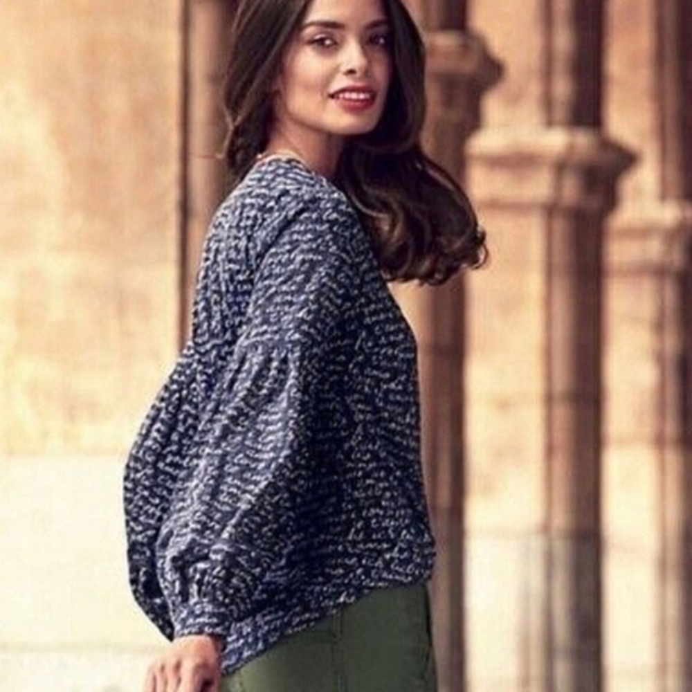 CAbi Te Amo Blouse
